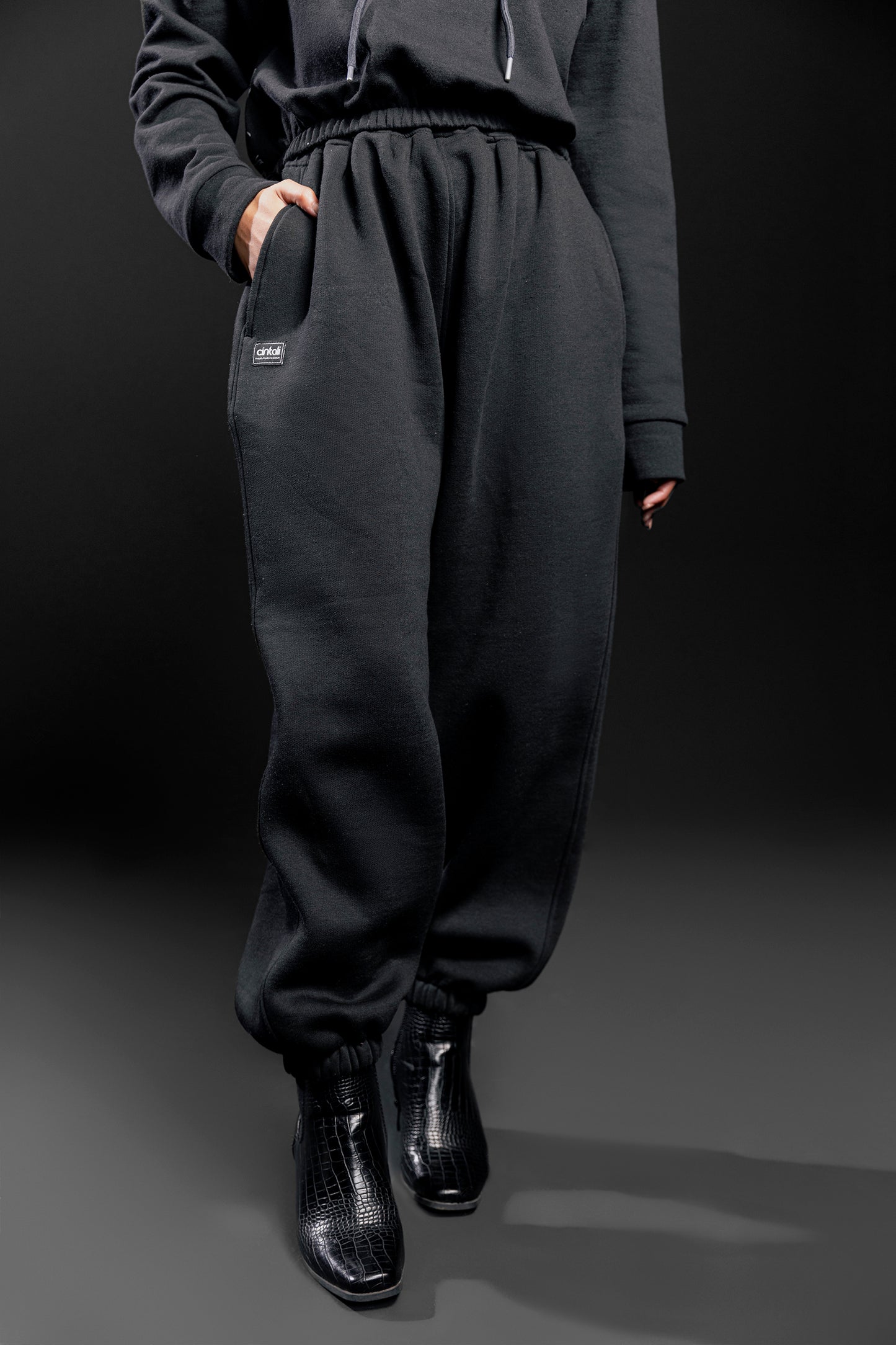 Baggy Sweat Pants (Black)