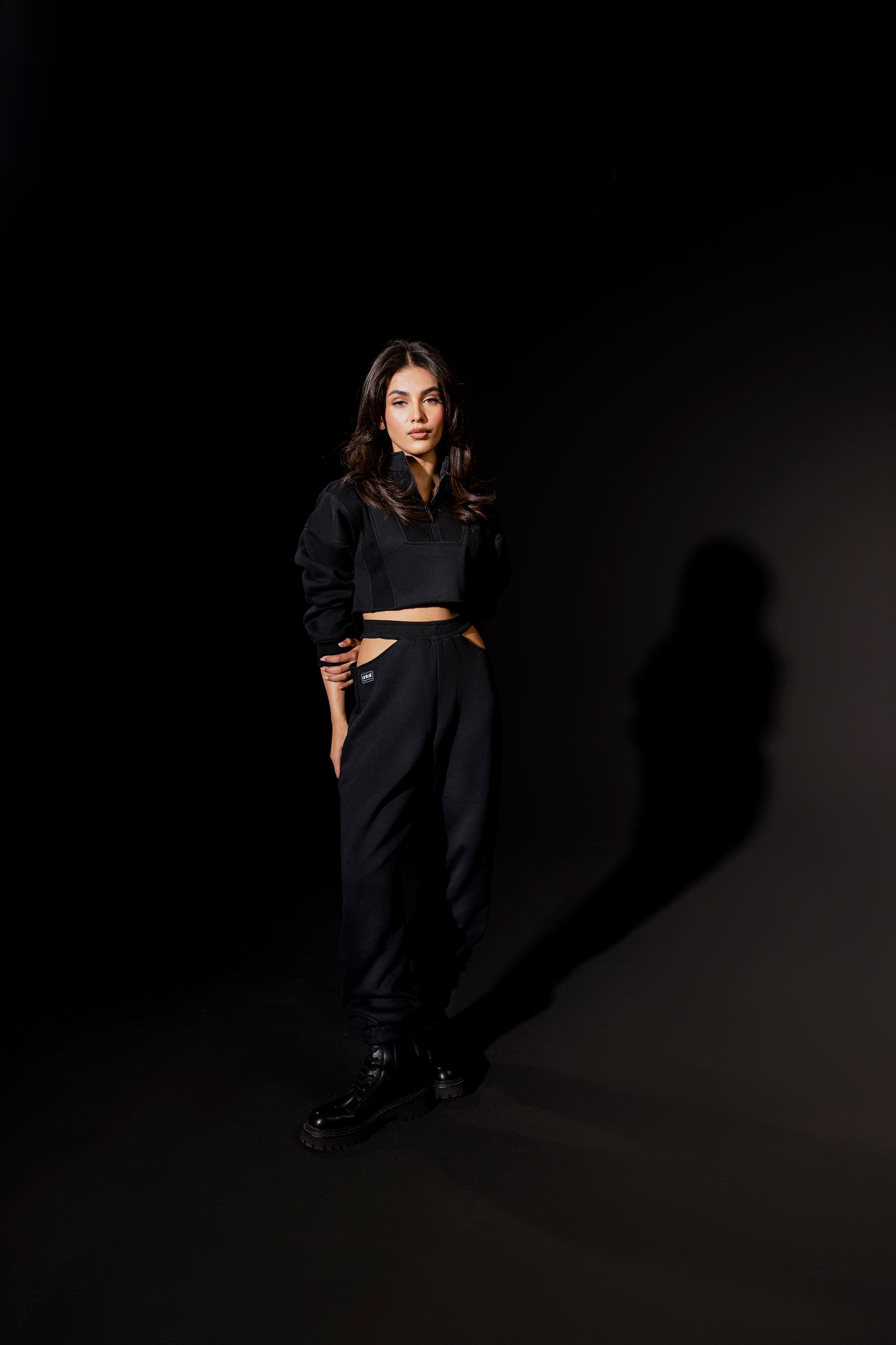 Side-Slits Sweat Pants