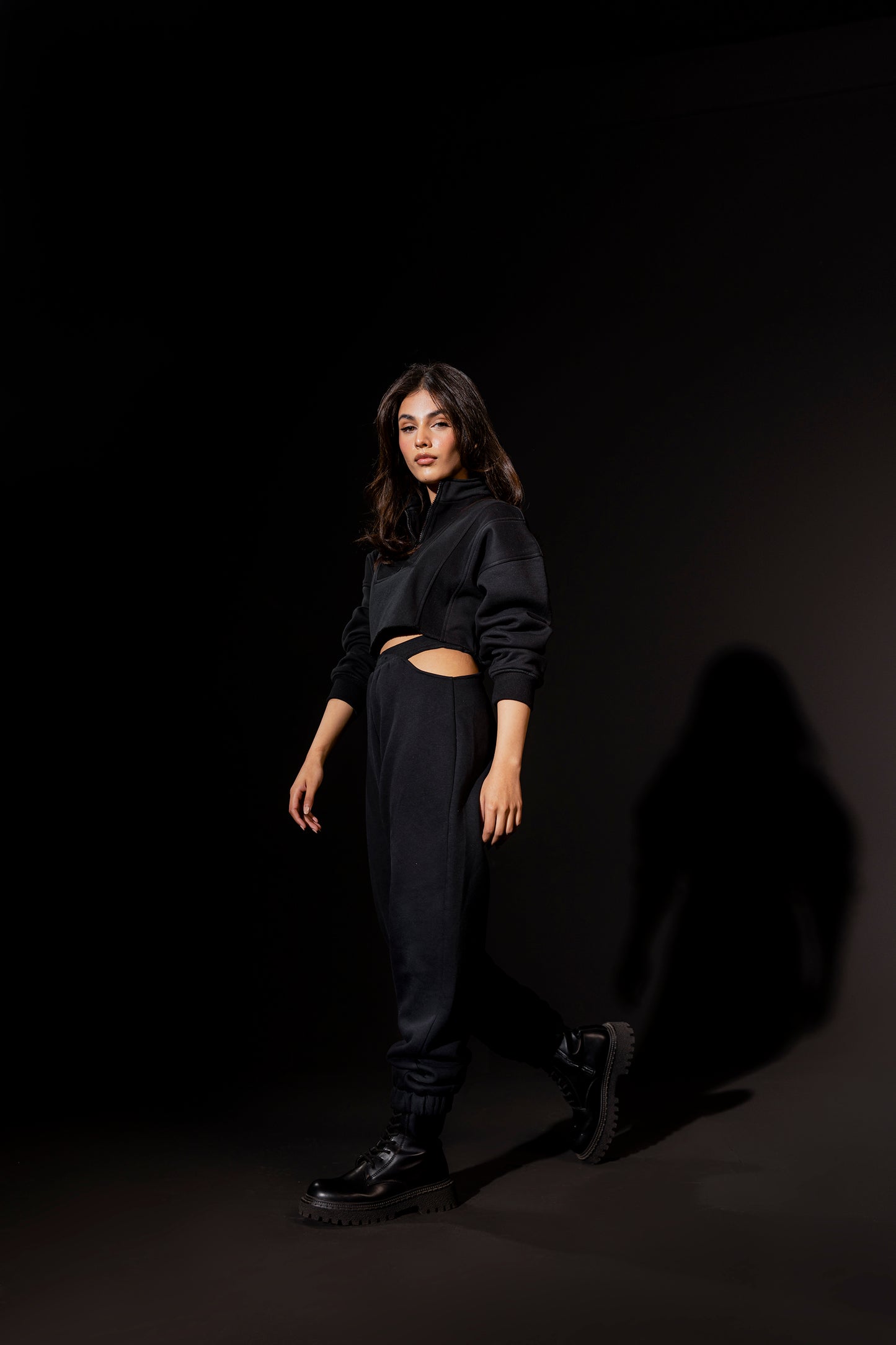 Side - Slits Sweat Pants (Black)