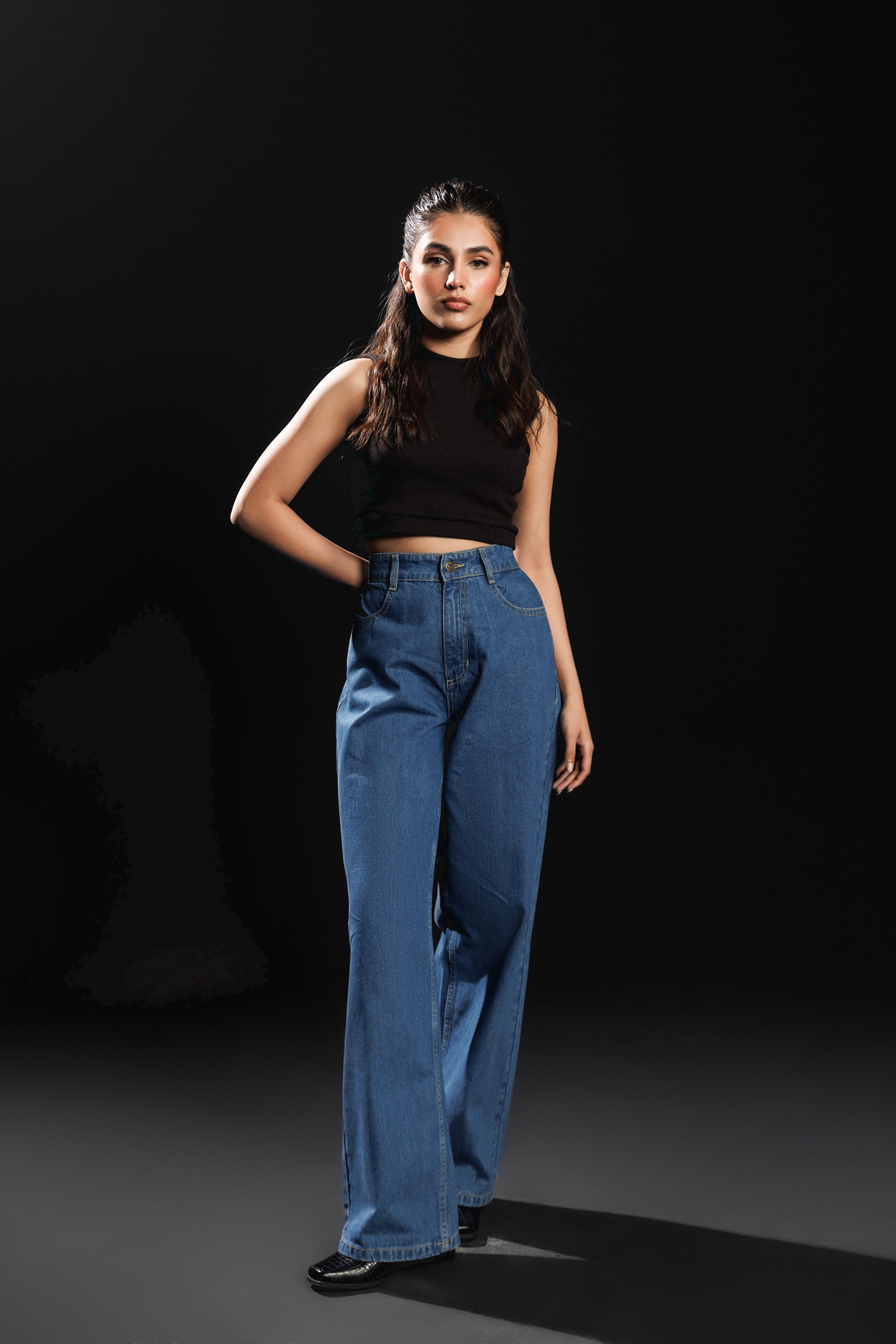 Cropped Rib Neck Top