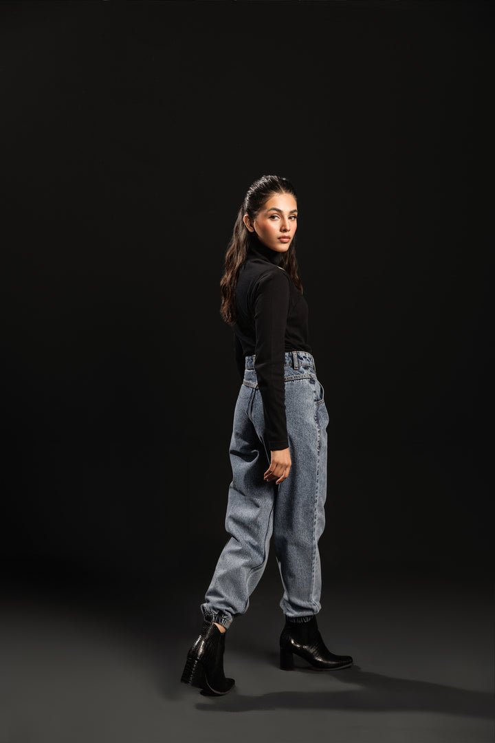 Slouchy Fit Jeans