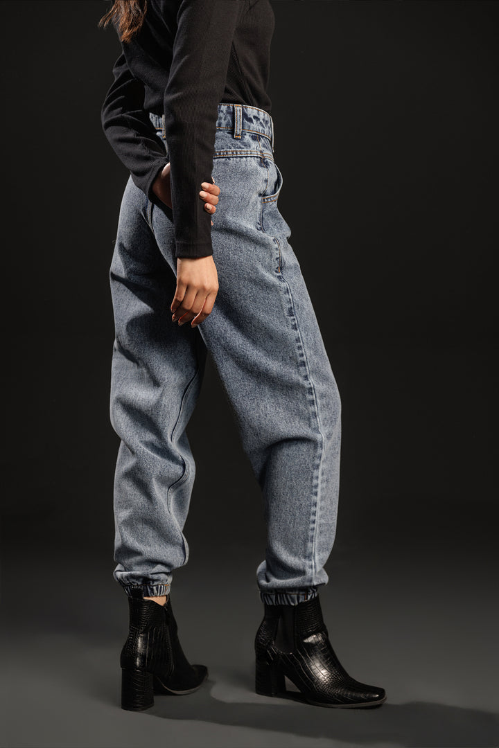 Slouchy Fit Jeans