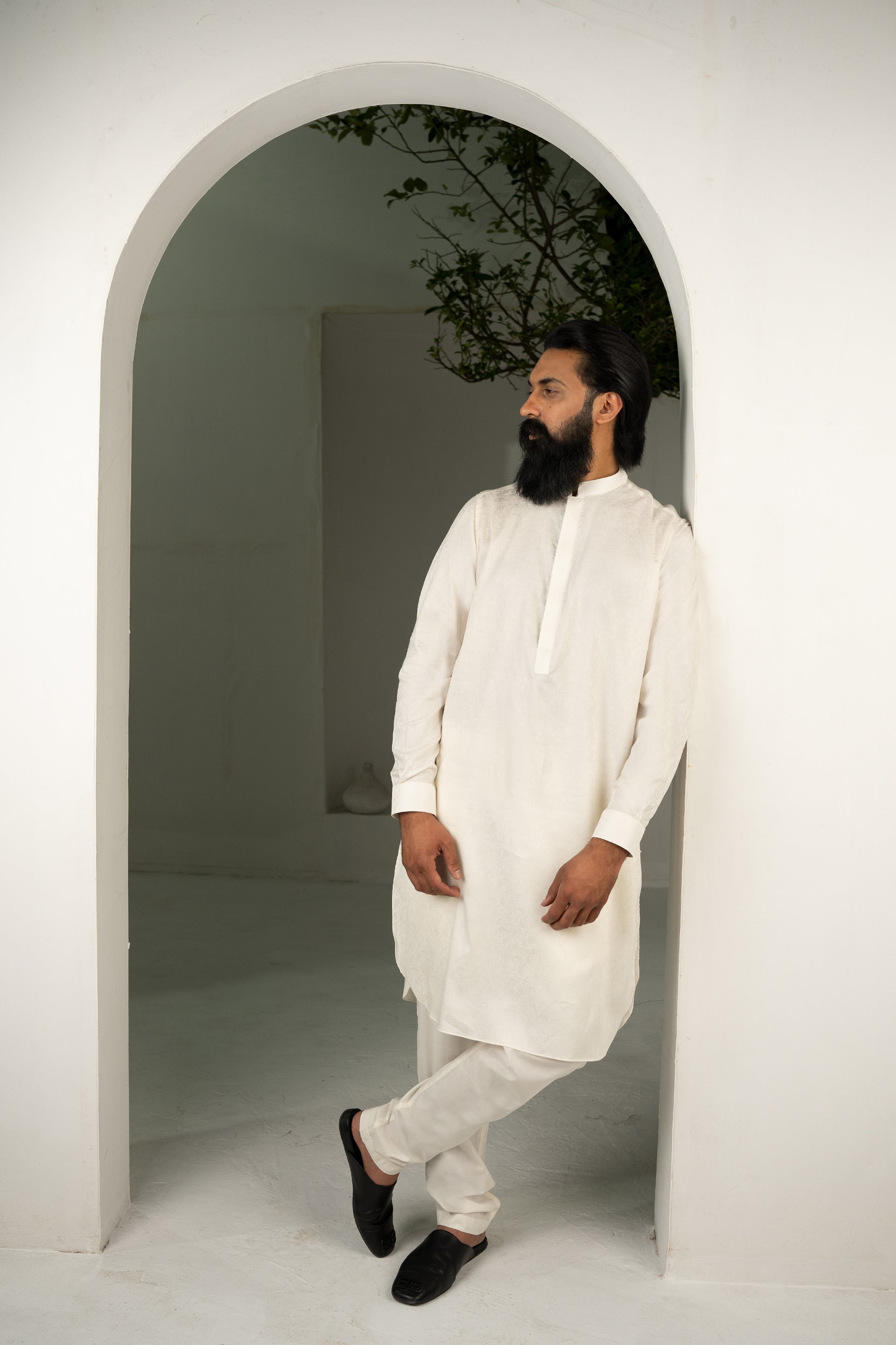 Tonal Print Kurta & Trouser