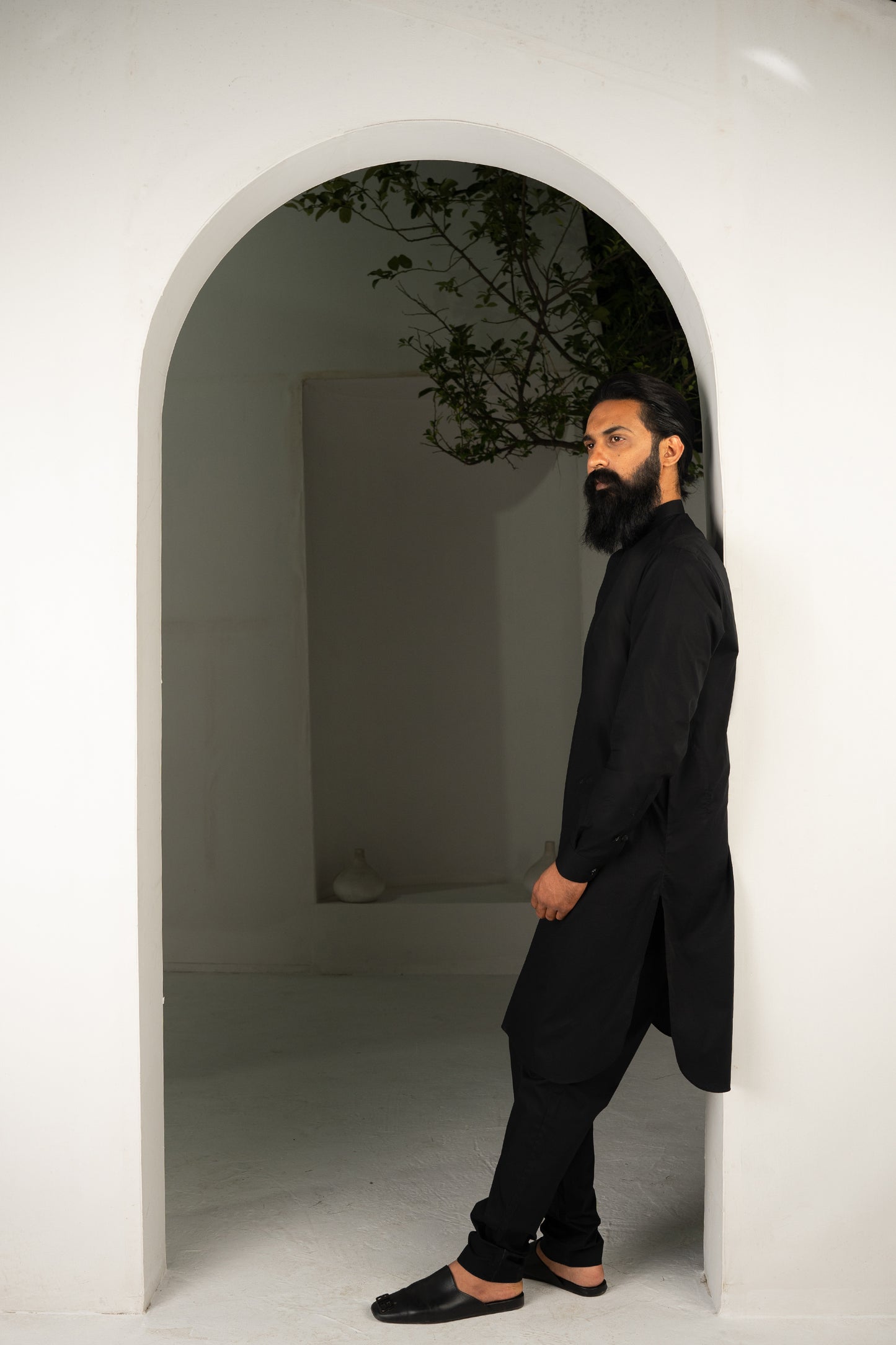 CLASSIC BLACK KURTA & TROUSER