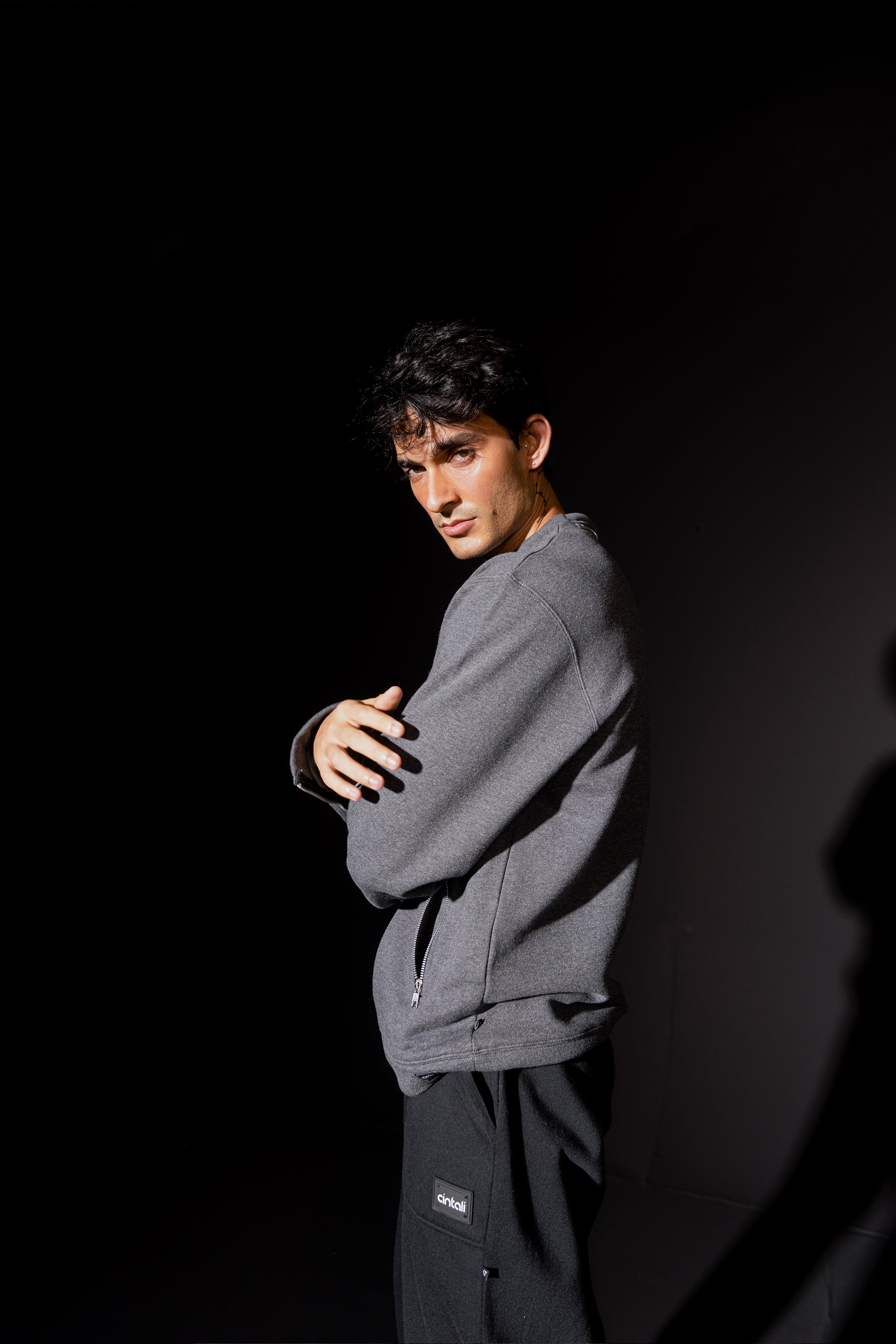 Multi Zip Sweat Shirt