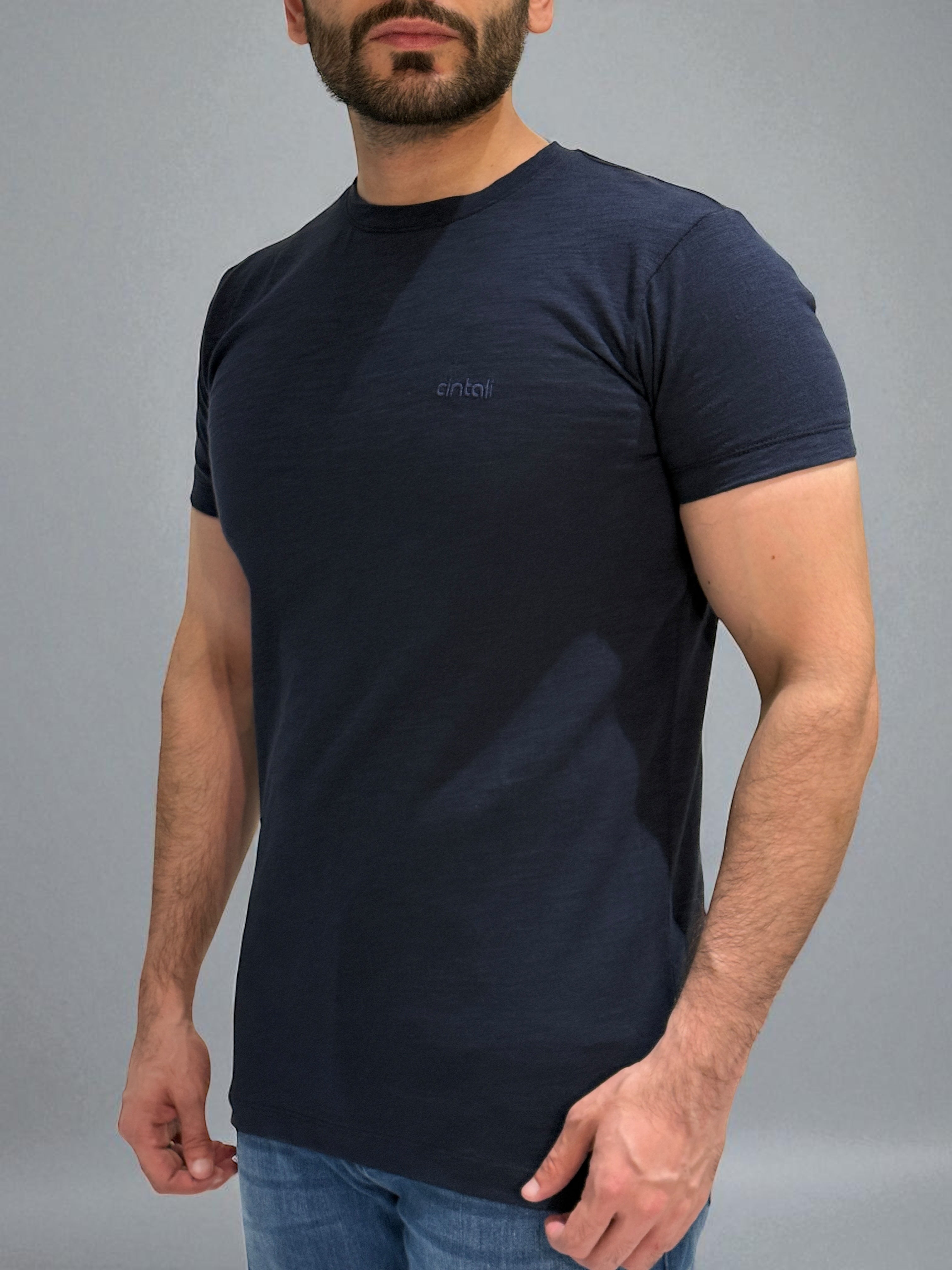 Muscle-Fit Crew Neck