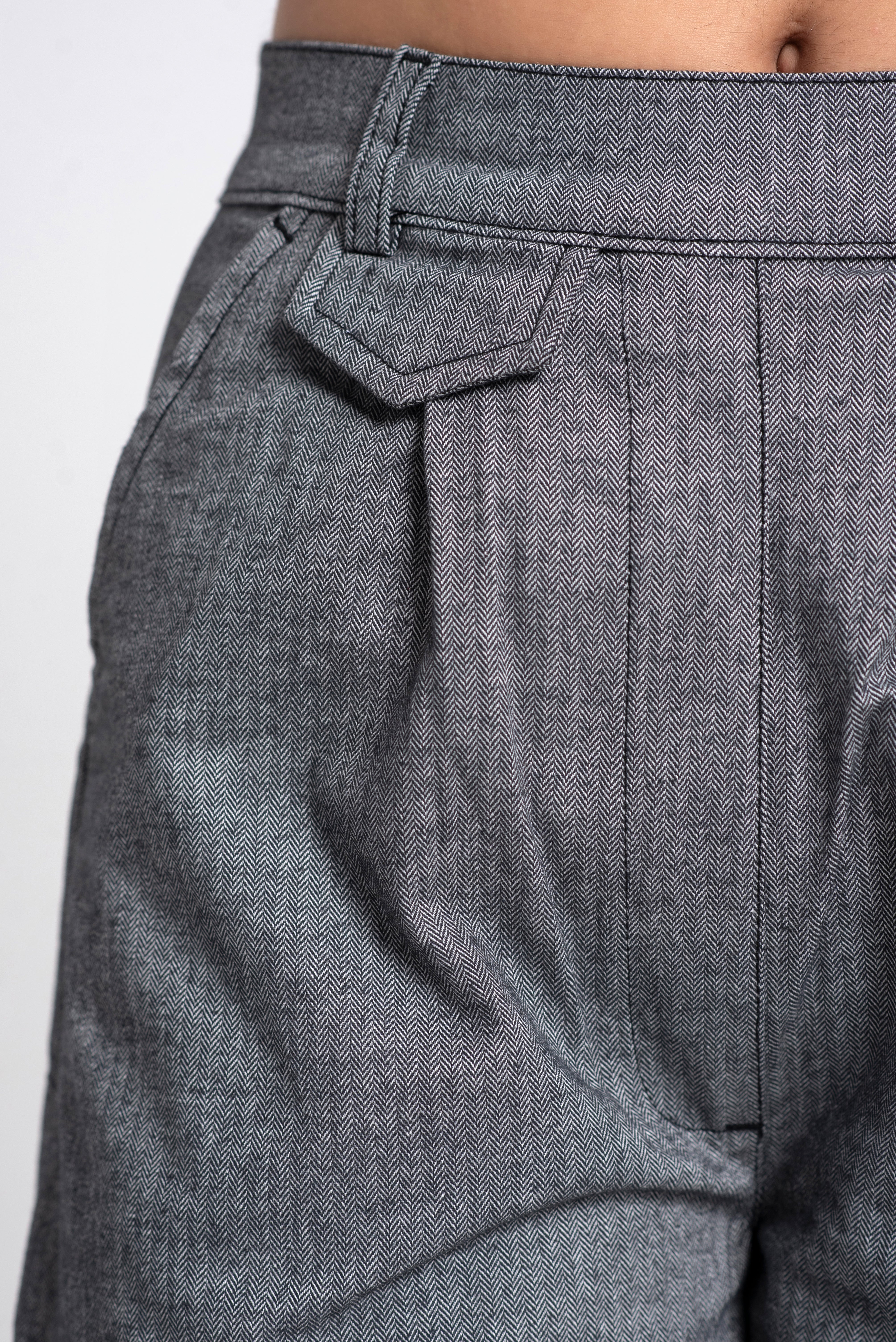 Relaxed Straight Fit Pants