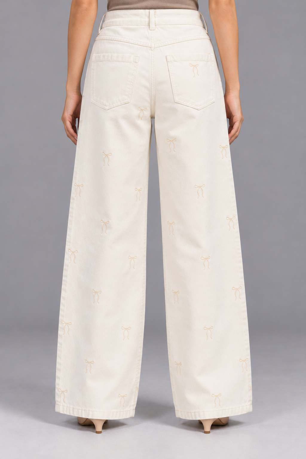 Monobow Jeans