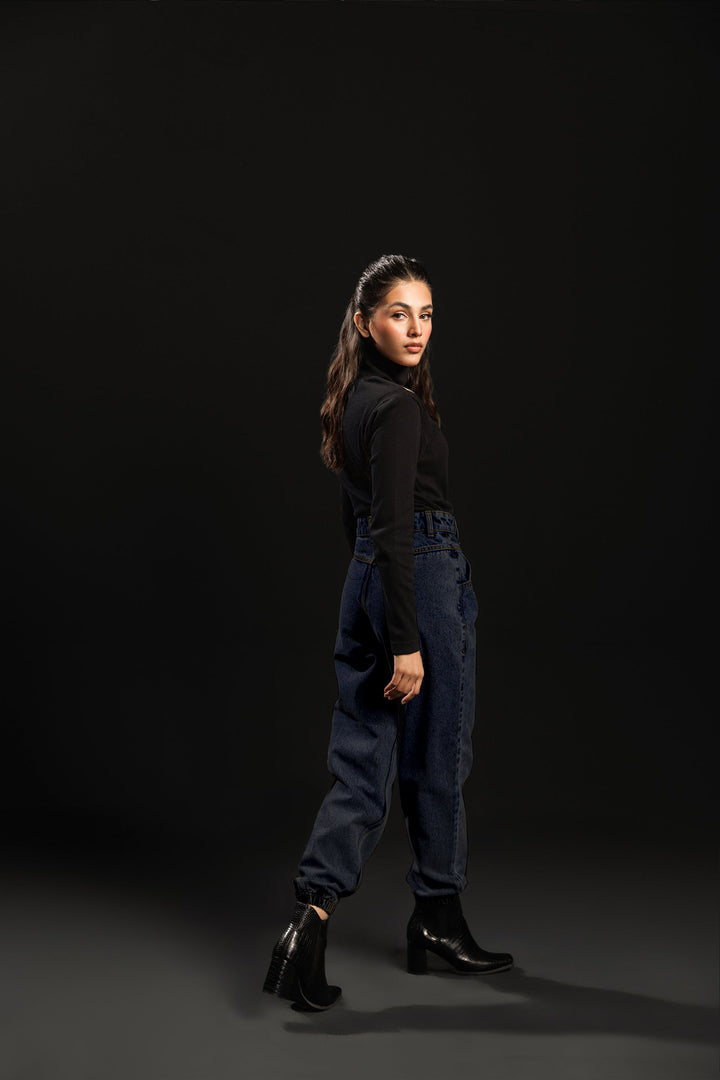 Slouchy Fit Jeans