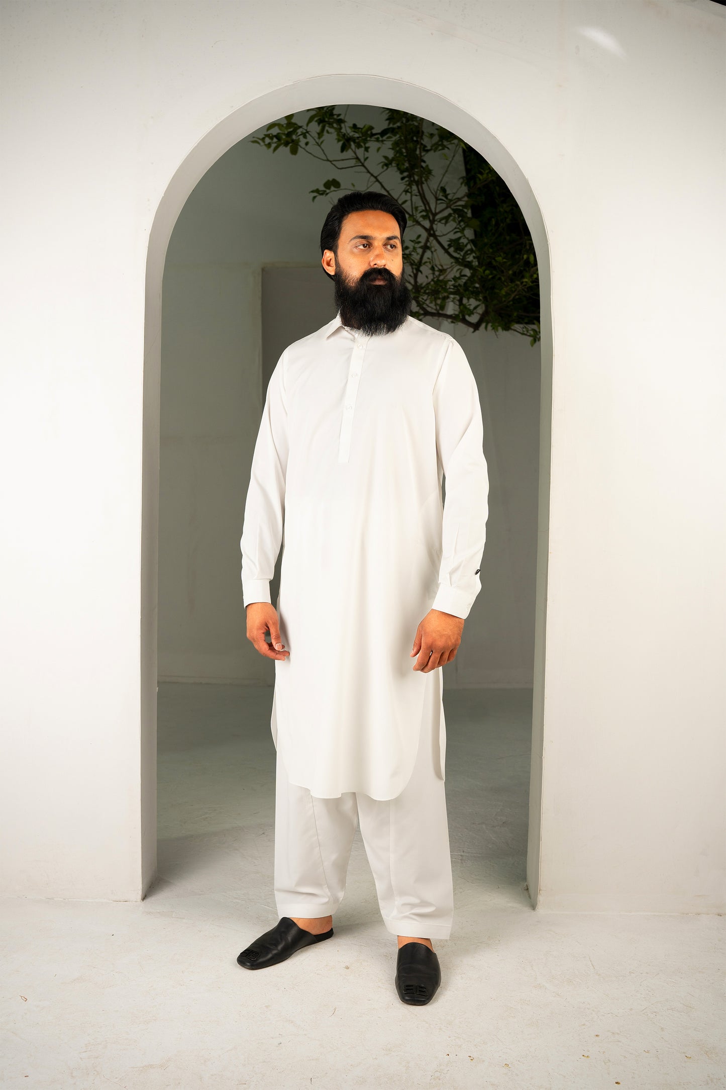 OFF WHITE CLASSIC BOSKI SHALWAR KAMEEZ