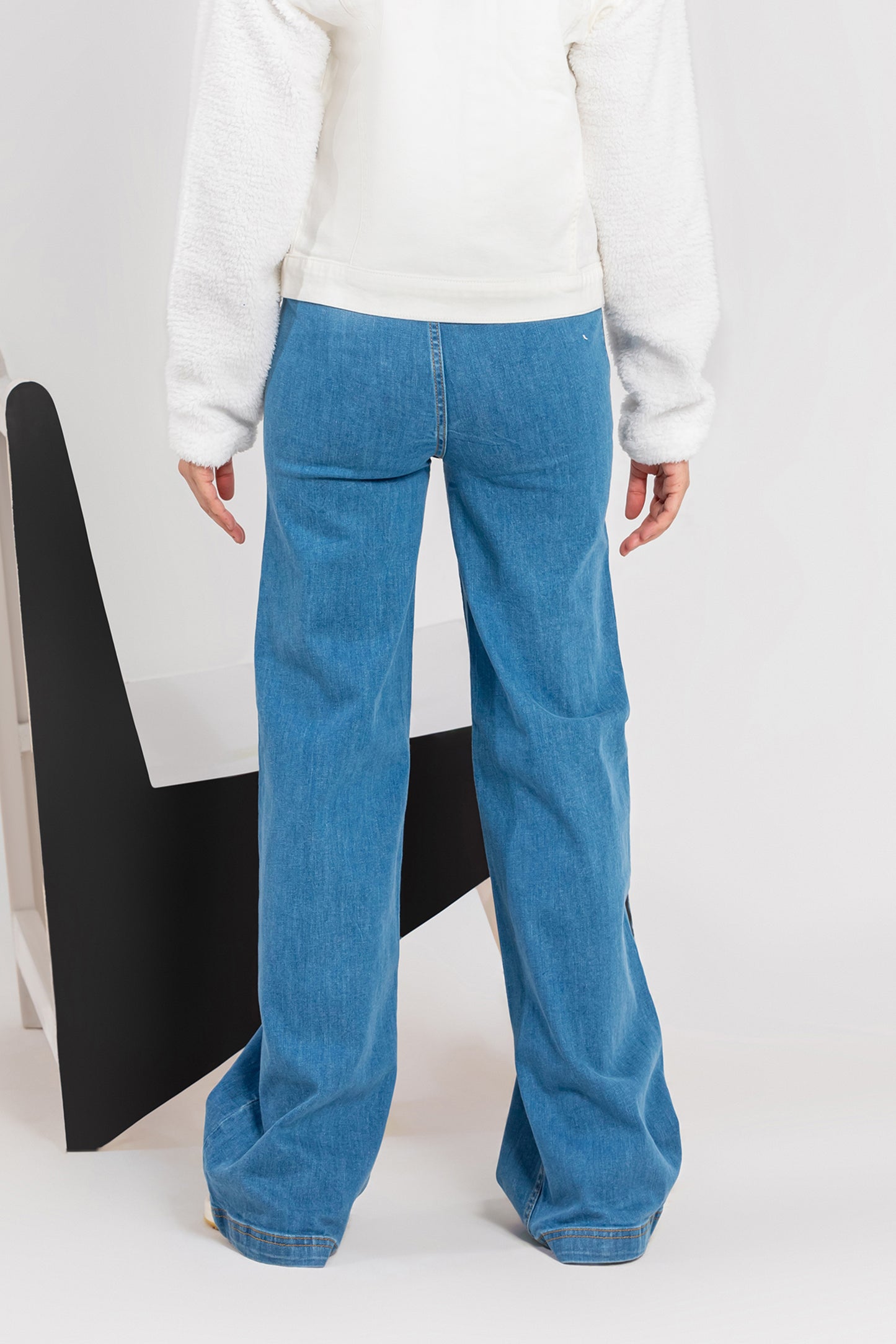 Wide Leg Fit Jeans (Light Blue)