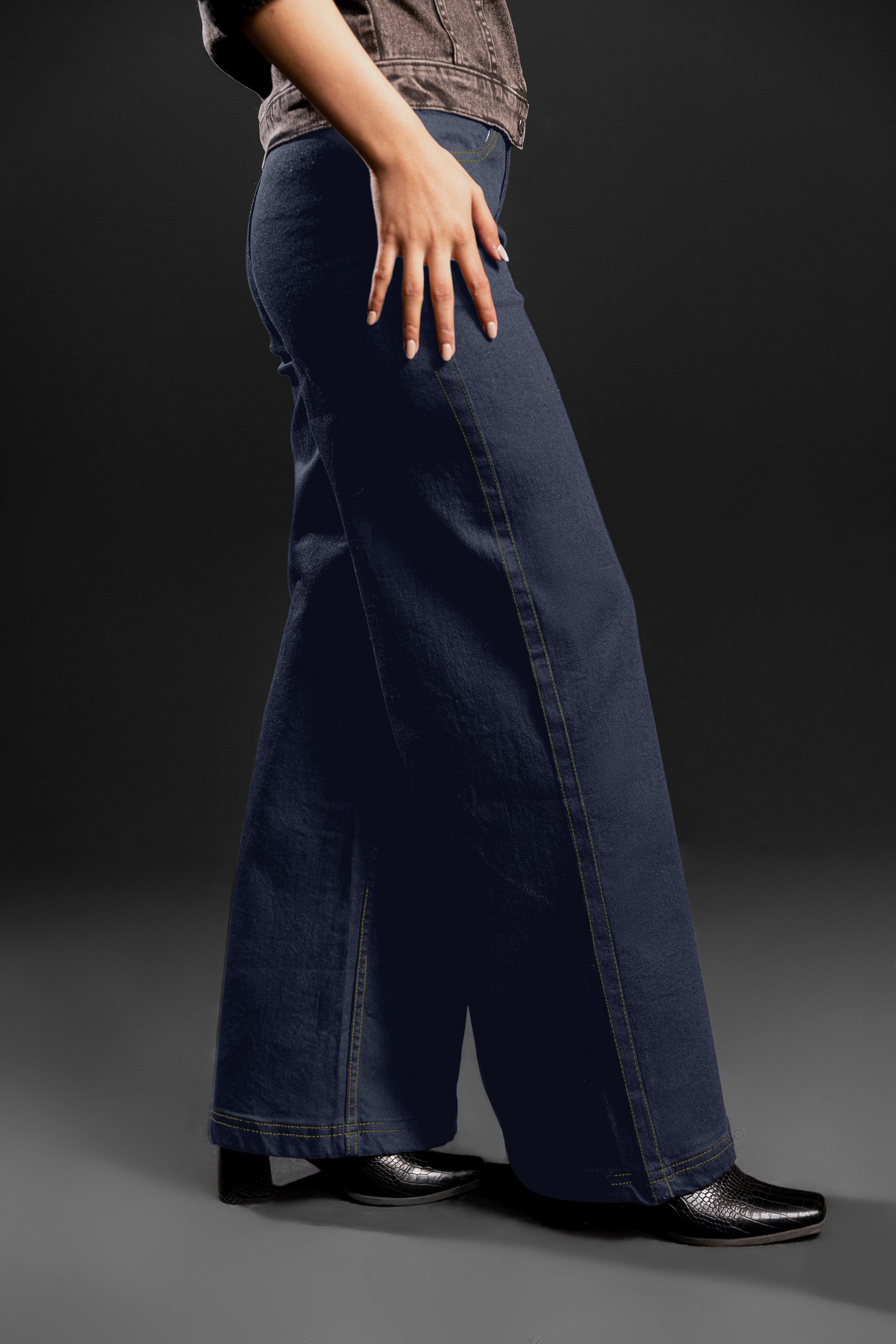 Wide Leg Fit Jeans (Dark Blue)